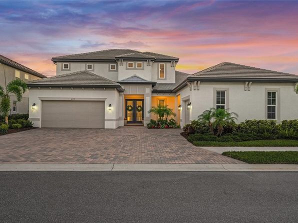 6152 Lungo Lago Dr, Sarasota, FL 34241