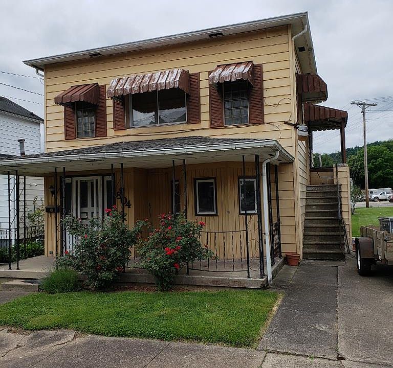 1st image of 804 2nd St