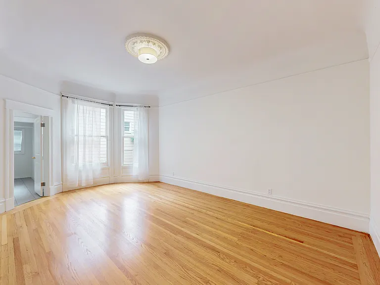 523 Waller St #525 — Photo 11