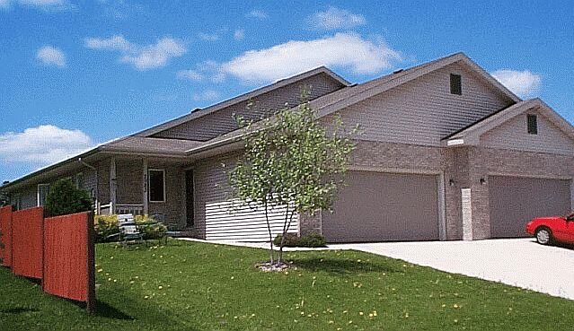 1st image of 2983 Arapaho Dr