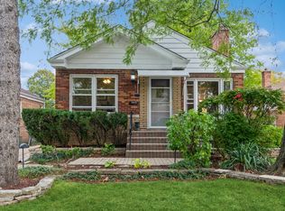 7419 Tripp Ave, Skokie, IL 60076