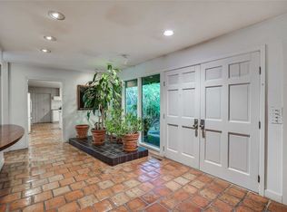 1231 Moores Hill Rd, Laurel Hollow, NY 11791