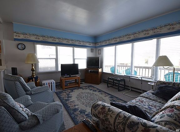 5th image of 7554 Terrill Dr