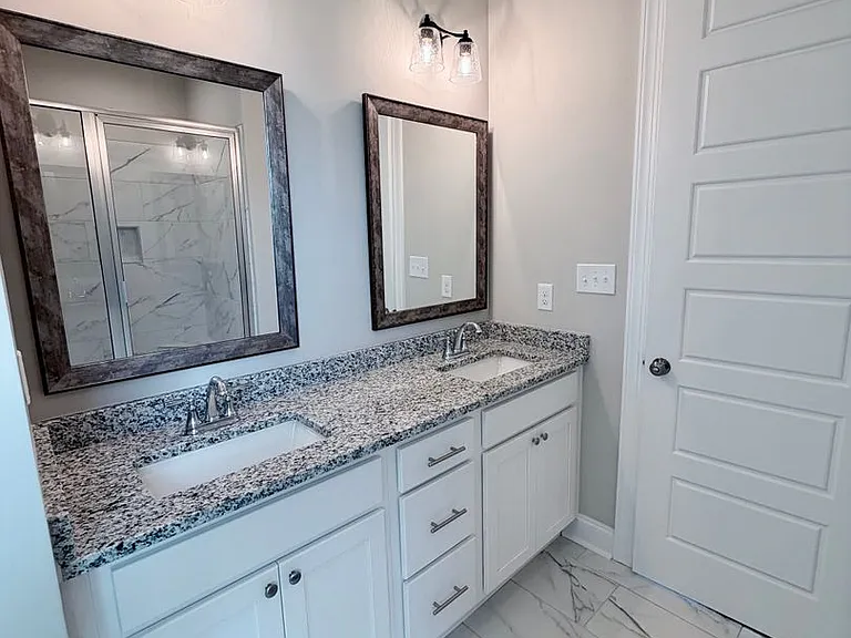 204 Farmland Cir — Photo 21