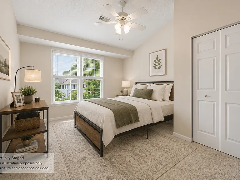 724 Bush Dr — Photo 13