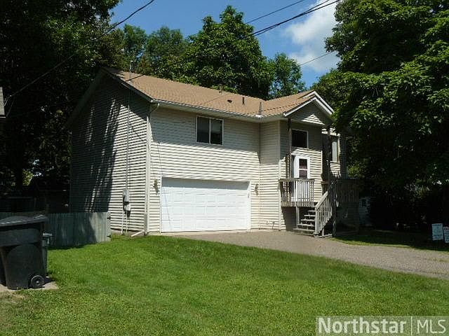 1st image of 730 Woodland Dr