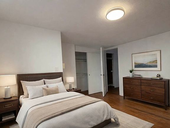 3rd image of 207 W 22nd St APT 4