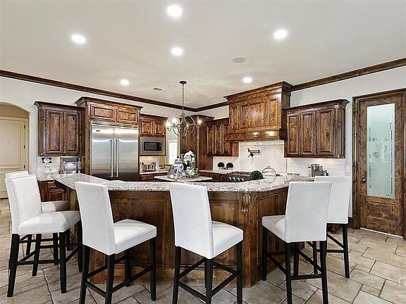 2nd image of 12 Katie Ln