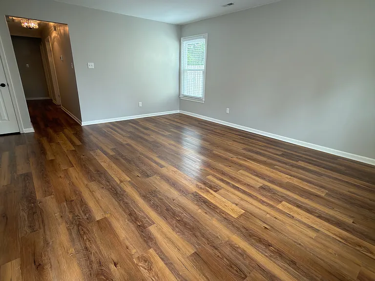 1106 Mill Lake Quarter — Photo 3