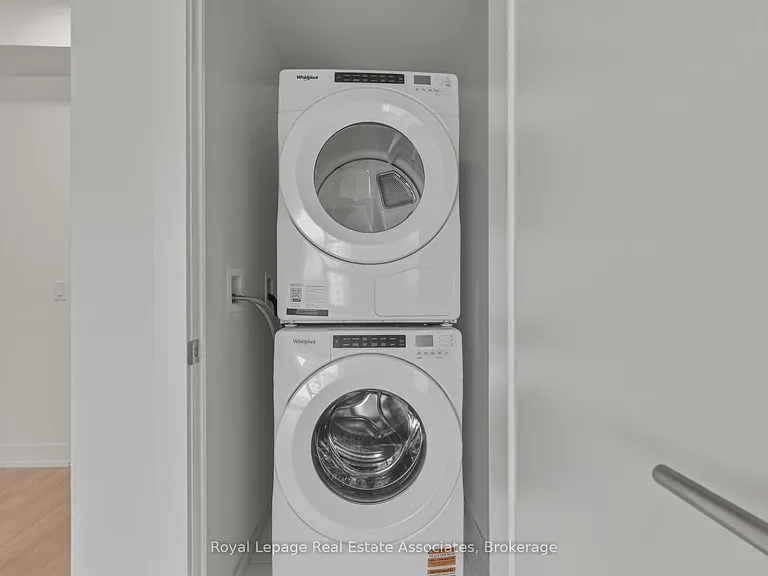 25 Cordova Ave #1802 — Photo 18