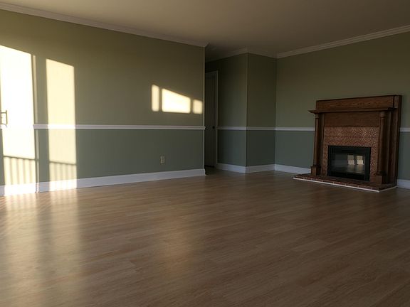 2nd image of 4343 Lee Hwy APT 701