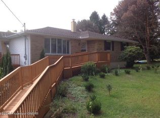 90 Twin Brook Rd, Shickshinny, PA 18655