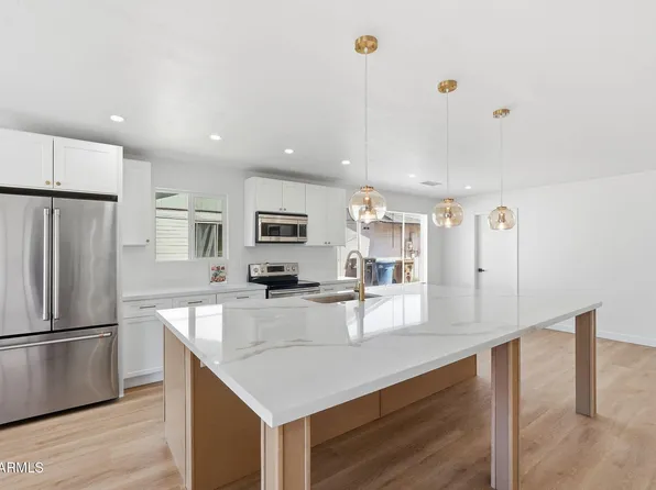 4062 W CHRISTY Drive, Phoenix, AZ 85029