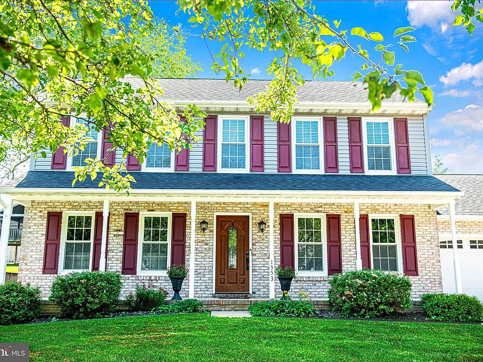1st image of 1553 Foxborough Dr