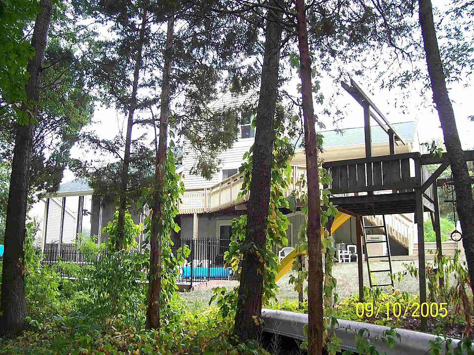 1st image of 13476 Lake Shore Dr
