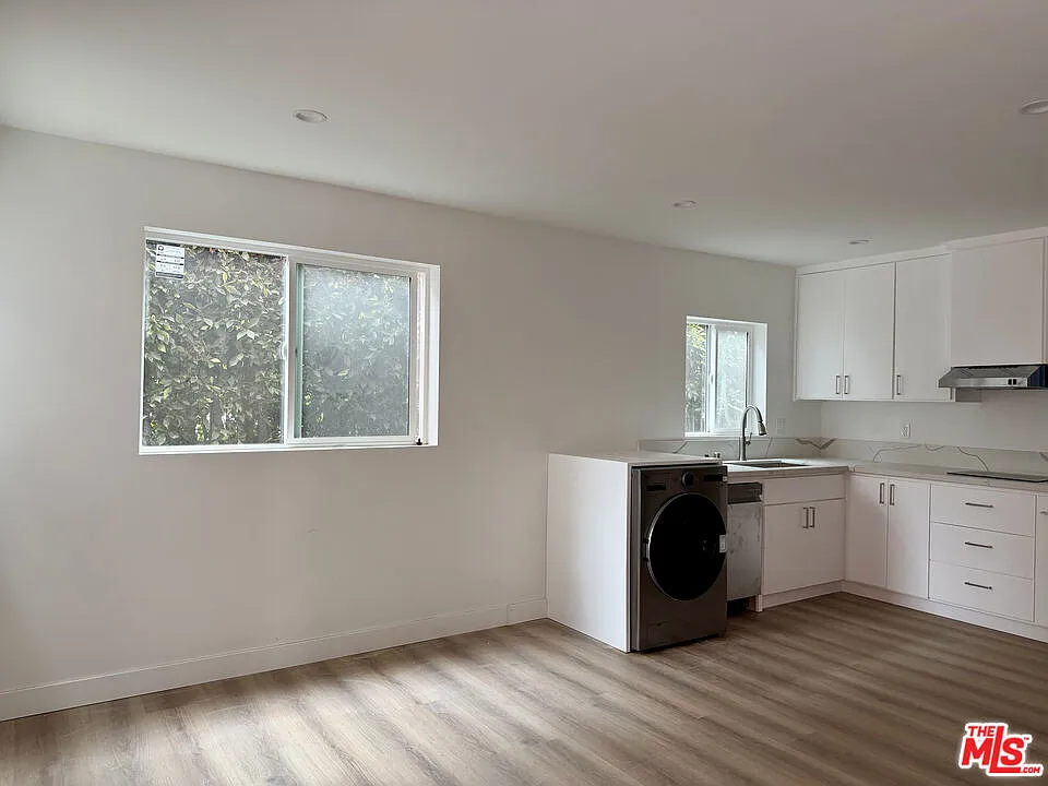 Studio, 1.0 bath, 400 sqft, $1,650 — Photo 4