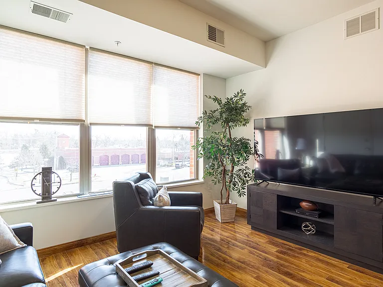134 N Leroy St #306 — Photo 16