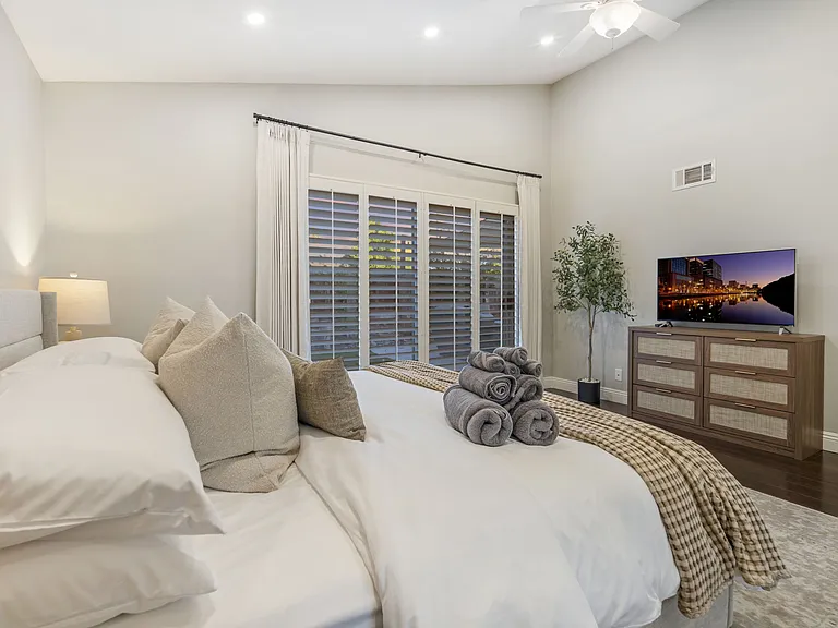 13103 Ireland Ln — Photo 26