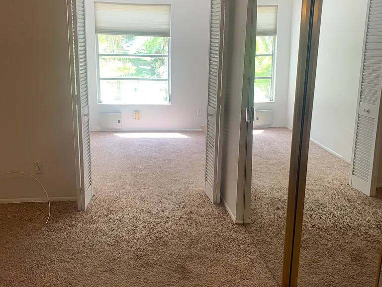 2427 Rhodesian Dr — Photo 12