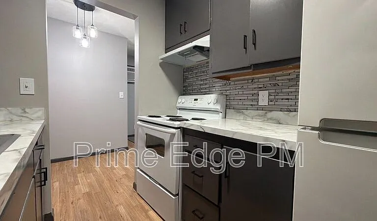 4900 Huntington Ave #4 — Photo 13