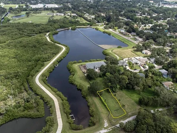 3834 29th Ave S #21, Saint Petersburg, FL 33711