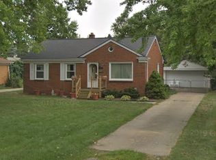 7618 Daisy Ave, Shelby Township, MI 48317