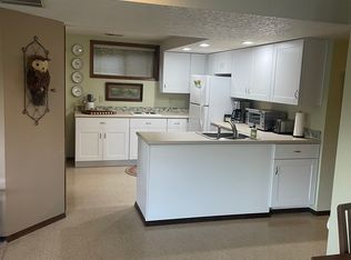 16449 SE Baxter Rd, Gresham, OR 97080