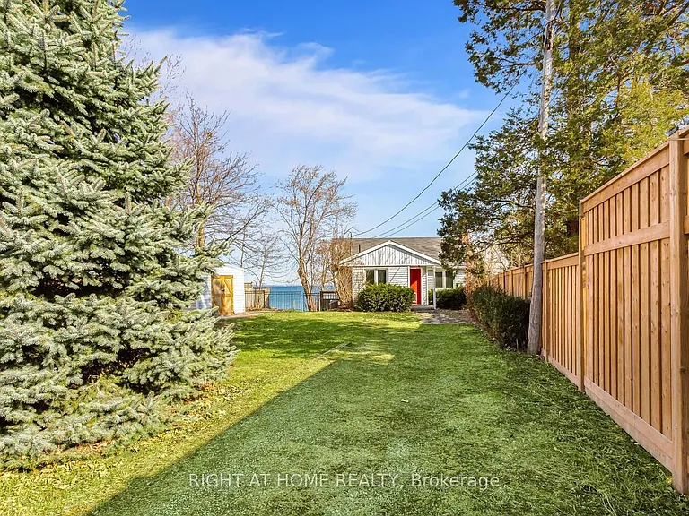 18 1/2 Lakeshore Dr — Photo 5