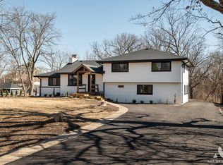 11975 Center Dr, Lemont, IL 60439