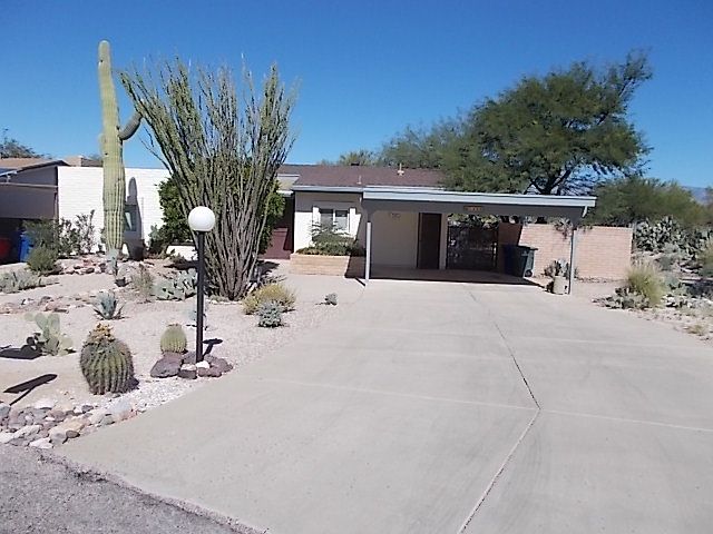 1st image of 1350 S Moonflower Ln