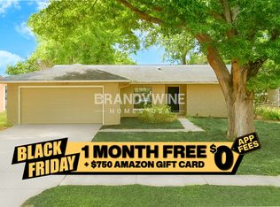 2712 Manor Hill Dr, Brandon, FL 33511