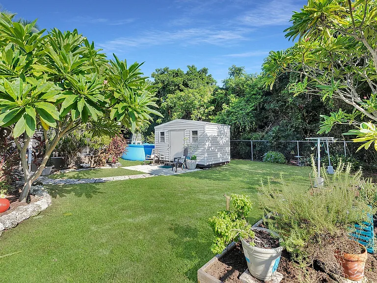 25 N Ocean Dr — Photo 26