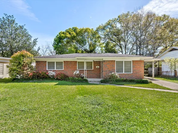 703 Magnolia Rd, Mobile, AL 36606