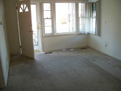 2nd image of 1008 Brooks St