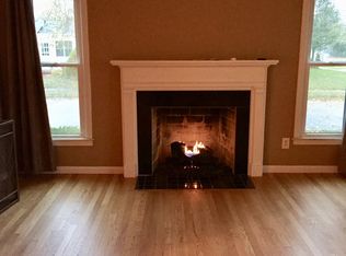 2055 Lakeview Ave, Rocky River, OH 44116