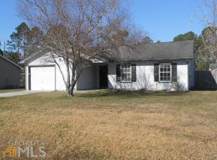 102 Lake Wellsley Dr, Kingsland, GA 31548