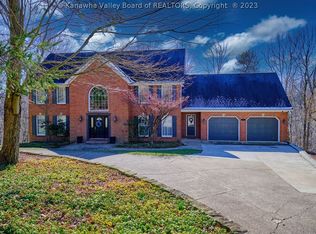 146 Whispering Woods Rd, Charleston, WV 25304