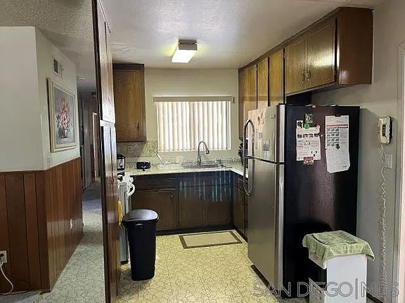 4th image of 865 Churrituck Dr