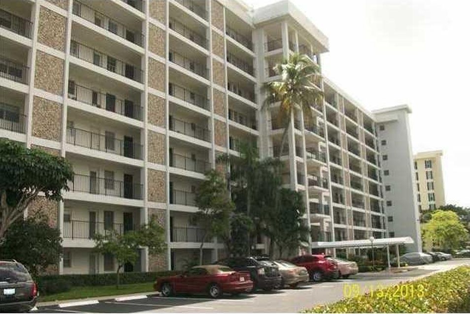 3150 N Palm Aire Drive Unit 407, Pompano Beach