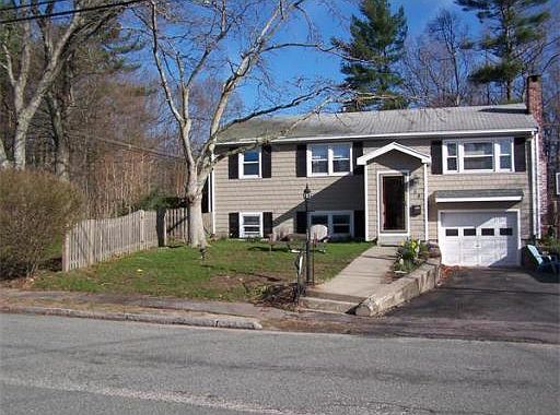 1st image of 58 Captain Standish Dr