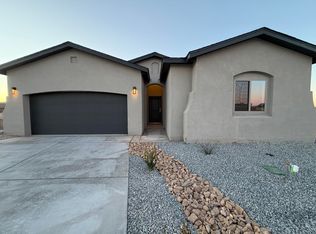 2665 Seaforth Cir, Rio Rancho, NM 87144