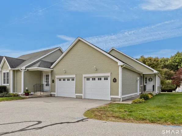 4 Mountain View Landing #4, Killingly, CT 06239