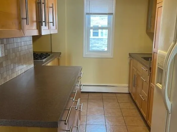 14 Meadow Street image 11 of 49