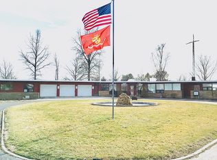 19985 Crown Two Mine Rd, Virden, IL 62690