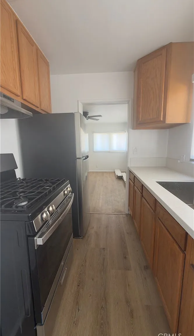 1 bed, 680 sqft, $2,100 — Photo 4