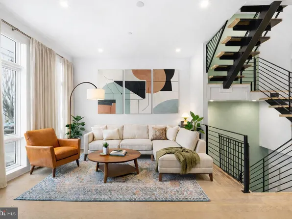 2512 Cumberland St, Philadelphia, PA 19125