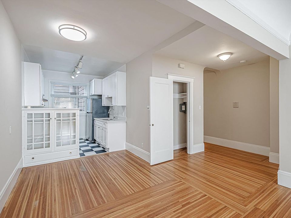 1st image of 1304 Lombard St APT 8