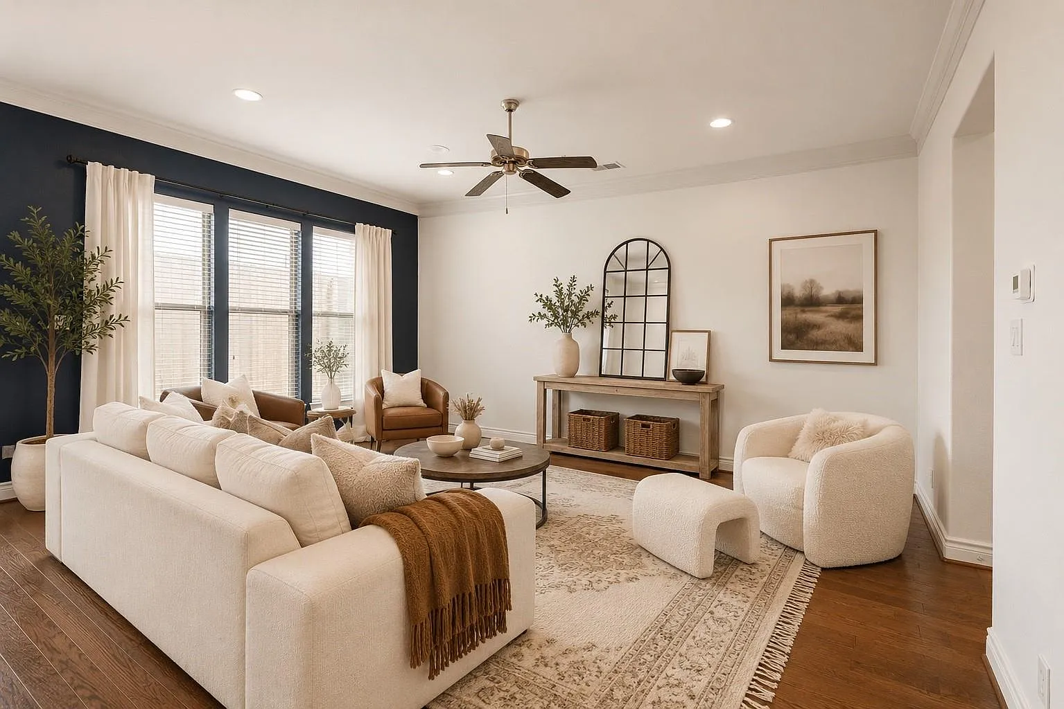 4 bed, 3.5 bath, 2584 sqft, $2,800 — Photo 4