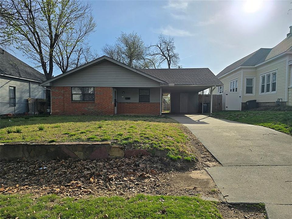 1st image of 807 N Beard Ave