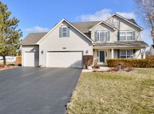 295 Morgan Valley Dr, Oswego, IL